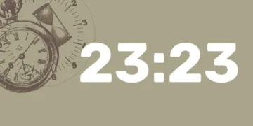 23:23 на часах